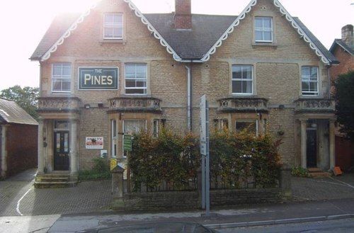 The Pines Guest Accommodation Chippenham  Exterior photo